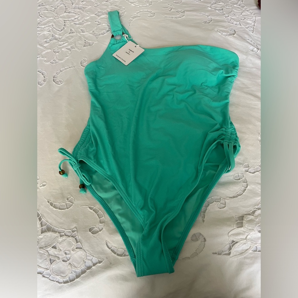 One shoulder swimsuit—NWT